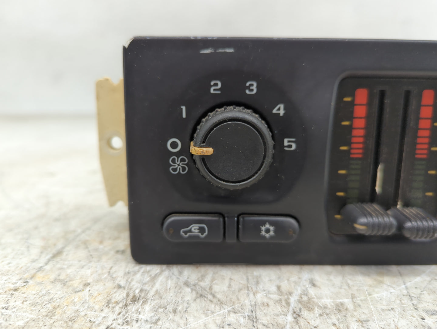 2005-2007 Chevrolet Silverado 1500 Climate Control Module Temperature AC/Heater Replacement P/N:10370033 Fits Fits 2005 2006