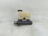 2005-2007 Chevrolet Silverado 1500 Brake Master Cylinder 1490287 - Oemusedautoparts1.com