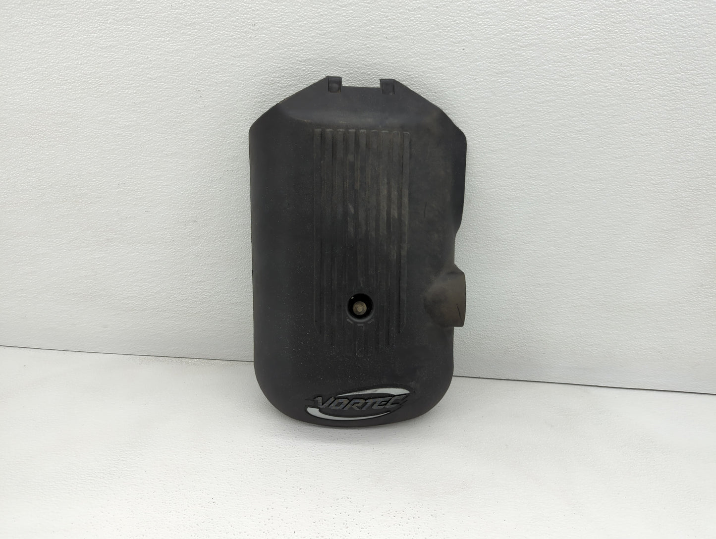 2005 Chevrolet Silverado 1500 Engine Cover - Oemusedautoparts1.com