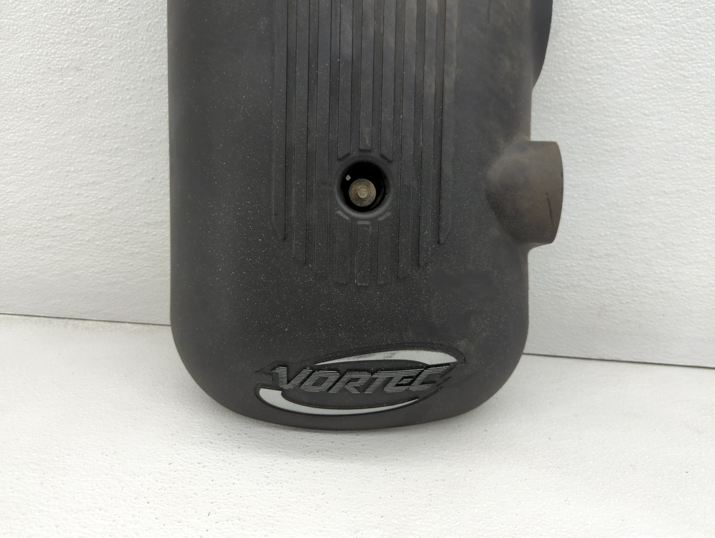 2005 Chevrolet Silverado 1500 Engine Cover - Oemusedautoparts1.com