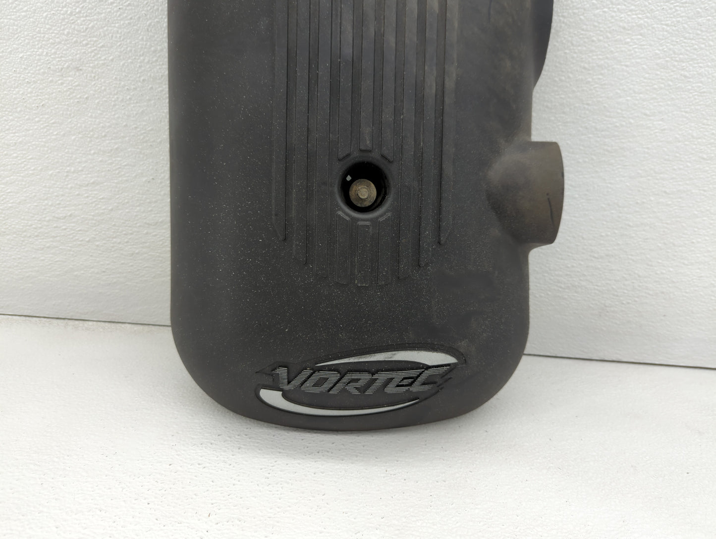 2005 Chevrolet Silverado 1500 Engine Cover - Oemusedautoparts1.com