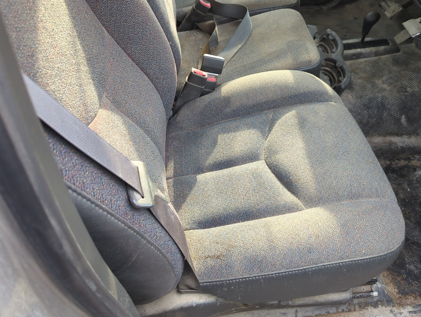 2005-2006 Chevrolet Silverado 1500 Passenger Front Seat Oem 5018364 - Oemusedautoparts1.com