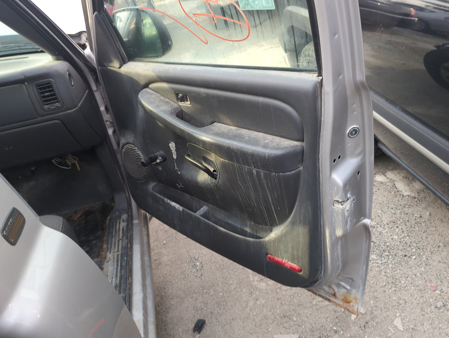 Door Panels 2005 CHEVROLET SILVERADO 1500 - Oemusedautoparts1.com