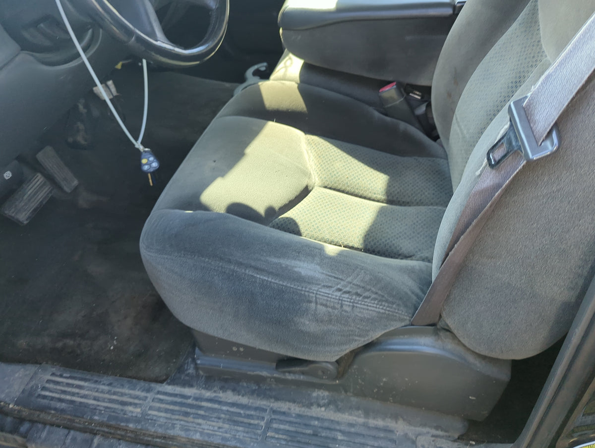 2003-2007 Chevrolet Silverado 1500 Driver Front Seat Oem 5021060 - Oemusedautoparts1.com