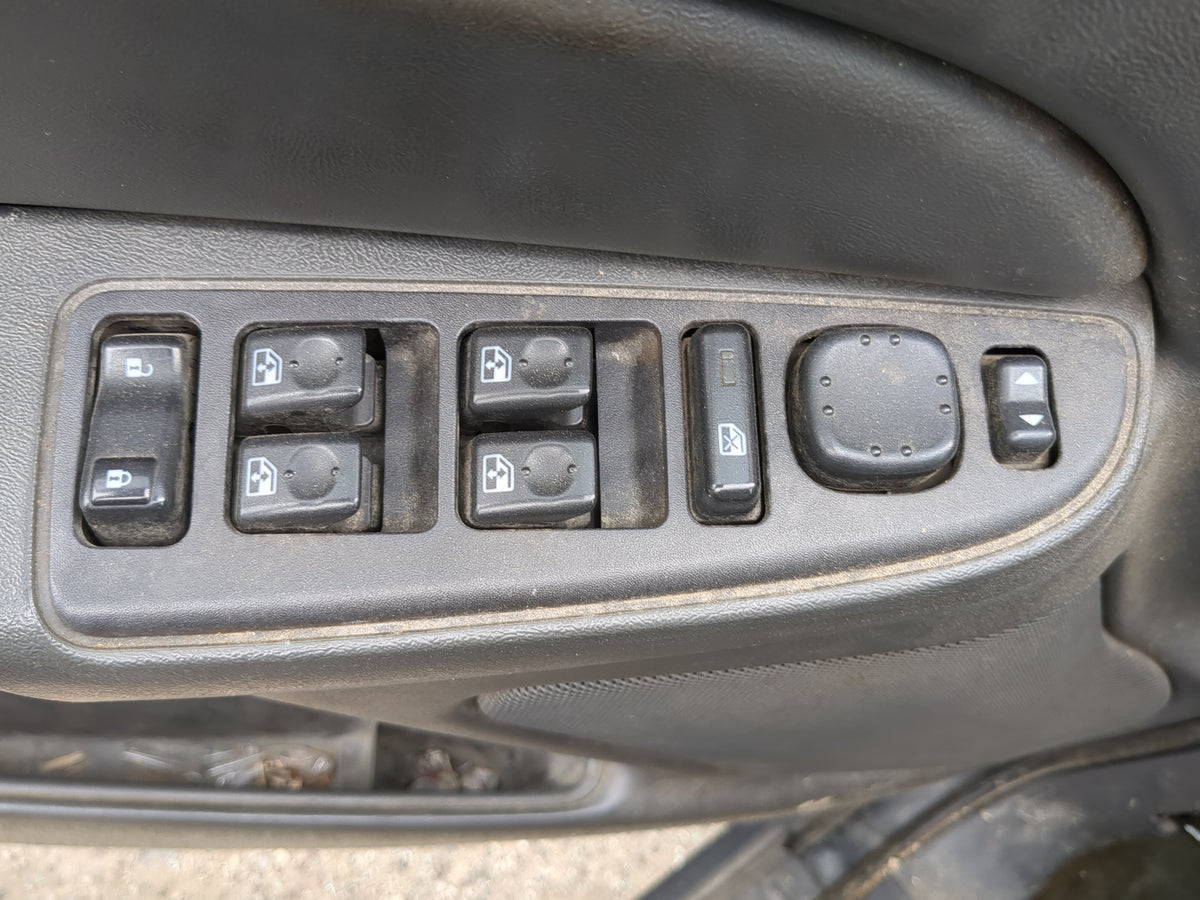 2003-2007 Chevrolet Silverado 1500 Master Power Window Switch Replacement Driver Side Left Fits Fits 2003 2004 2005 2006 200