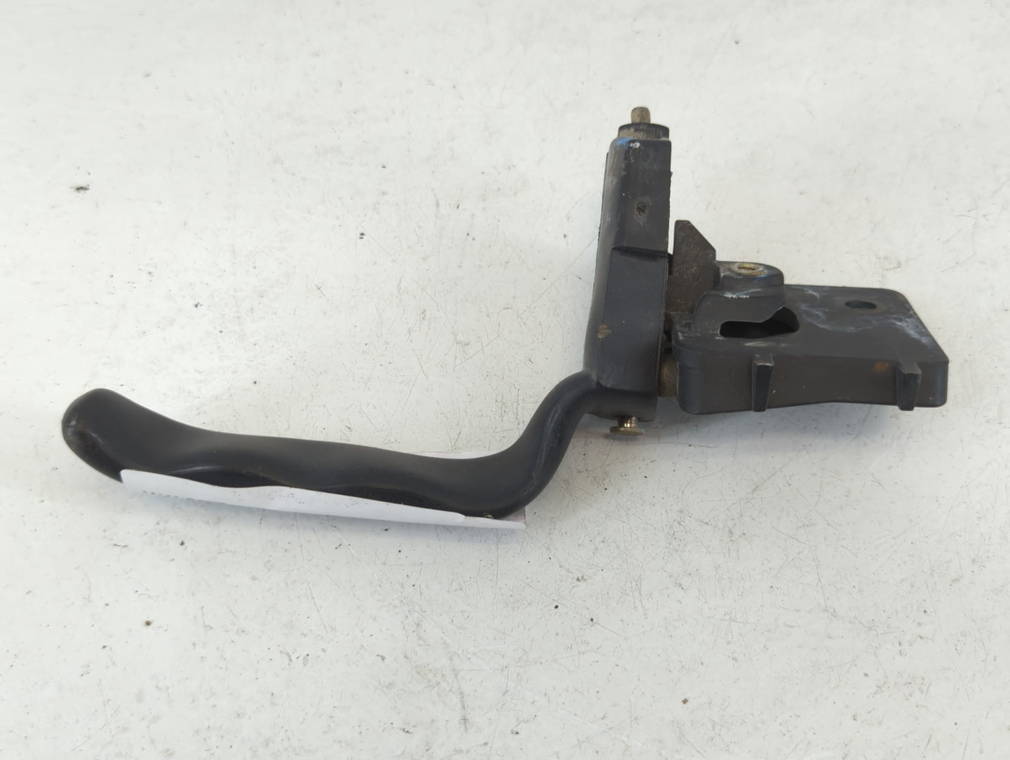 2003 Silverado 1500 Driver Front Left Door Handle Exterior Assembly - Oemusedautoparts1.com