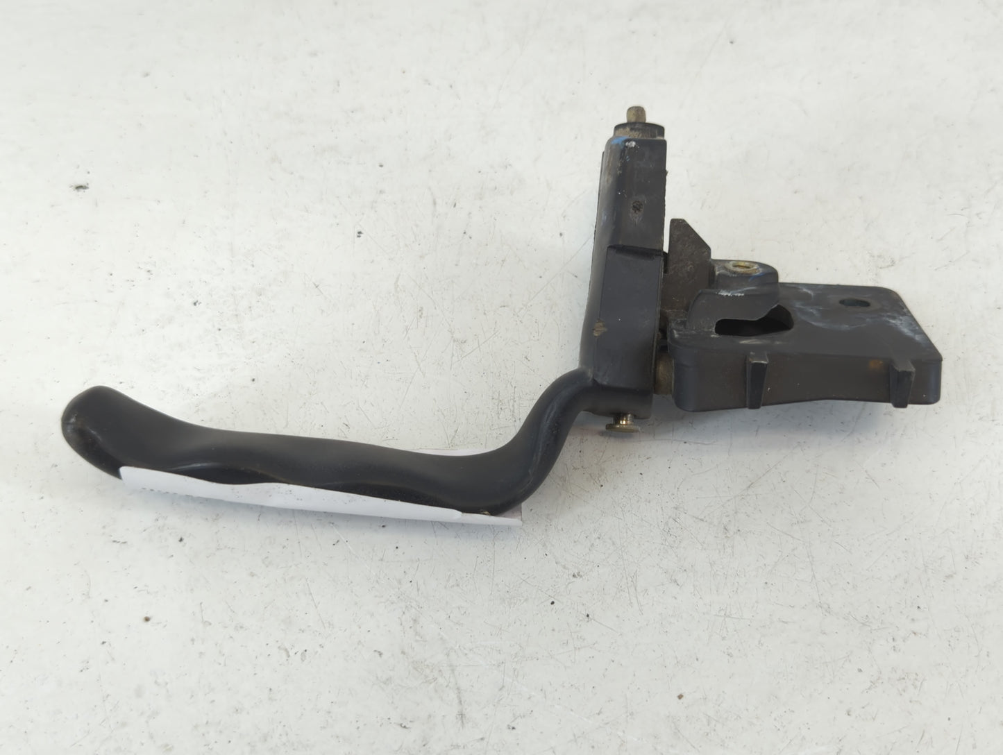 2003 Silverado 1500 Driver Front Left Door Handle Exterior Assembly - Oemusedautoparts1.com