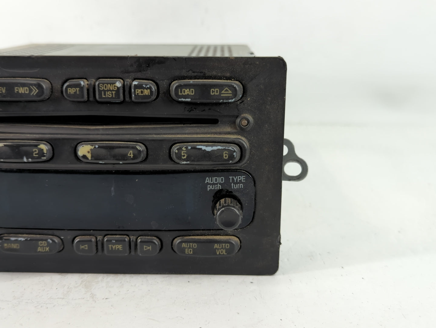 2005-2007 Chevrolet Silverado 1500 Radio AM FM Cd Player Receiver Replacement P/N:10359577 Fits Fits 2004 2005 2006 2007 200