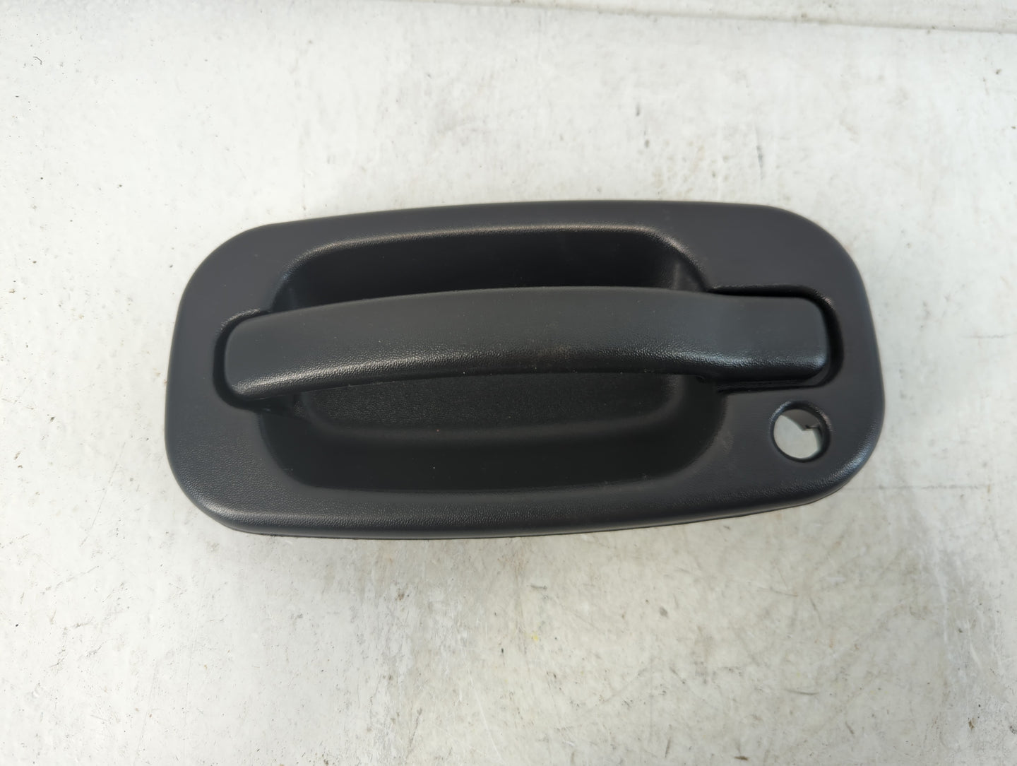 2005 Chevrolet Silverado 1500 Hood Latch Assembly - Oemusedautoparts1.com