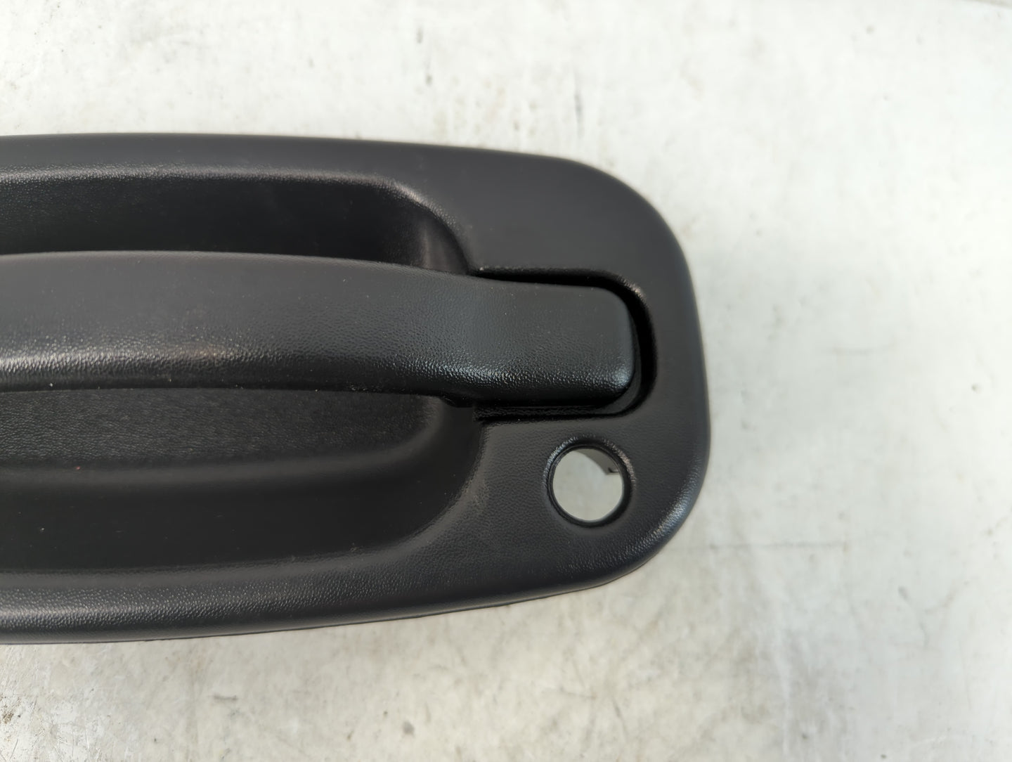 2005 Chevrolet Silverado 1500 Hood Latch Assembly - Oemusedautoparts1.com