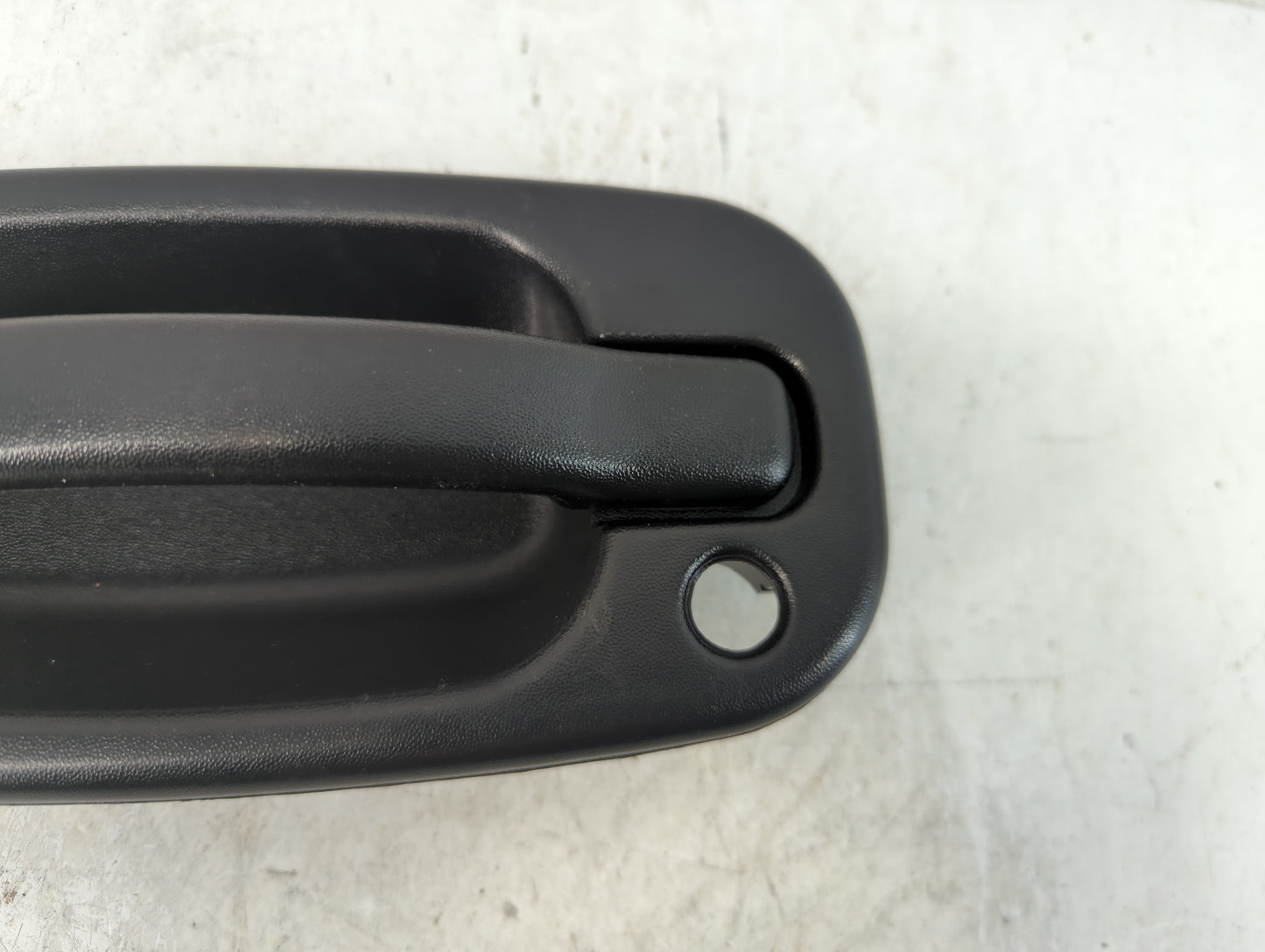 2005 Chevrolet Silverado 1500 Hood Latch Assembly - Oemusedautoparts1.com
