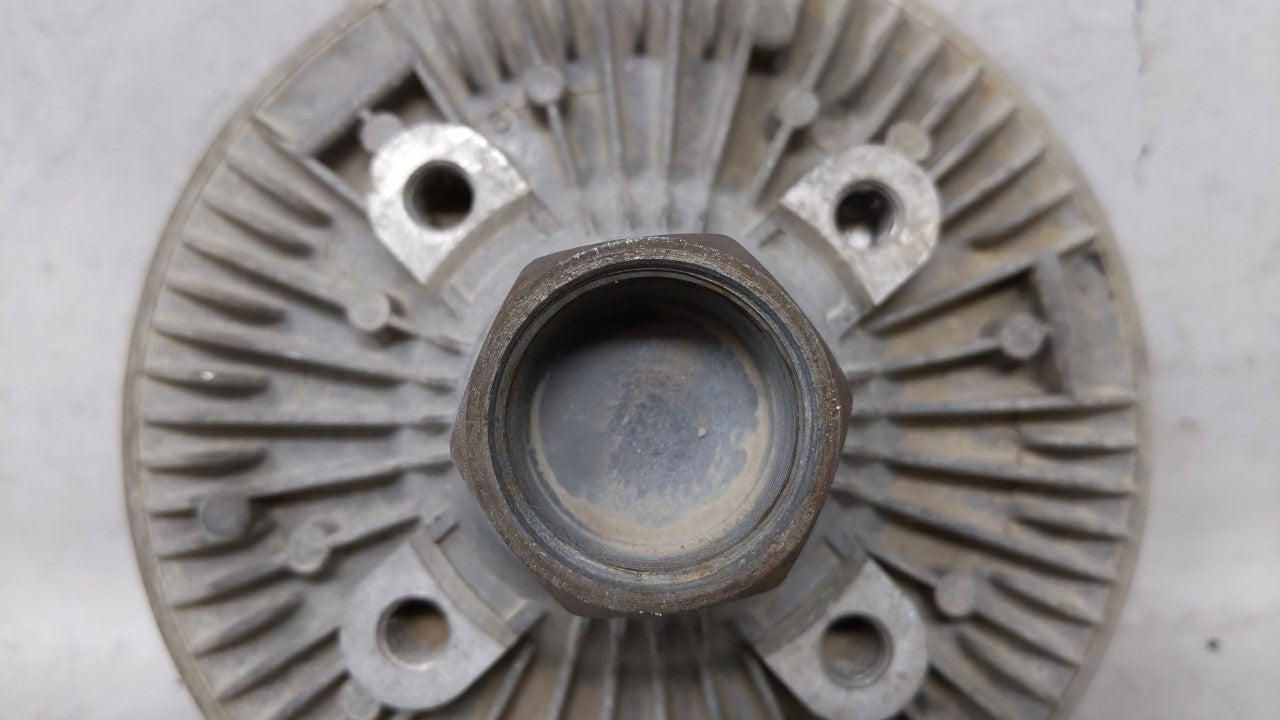 2005 Chevrolet Silverado 2500 Fan Clutch - Oemusedautoparts1.com