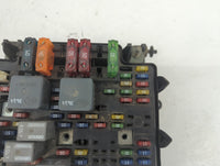 2003-2005 Chevrolet Silverado 2500 Fusebox Fuse Box Panel Relay Module P/N:15328806-05 Fits Fits 2003 2004 2005 2006 OEM Use