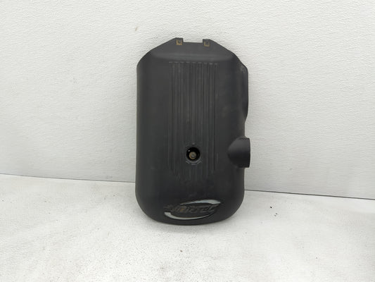2005 Chevrolet Silverado 2500 Engine Cover - Oemusedautoparts1.com