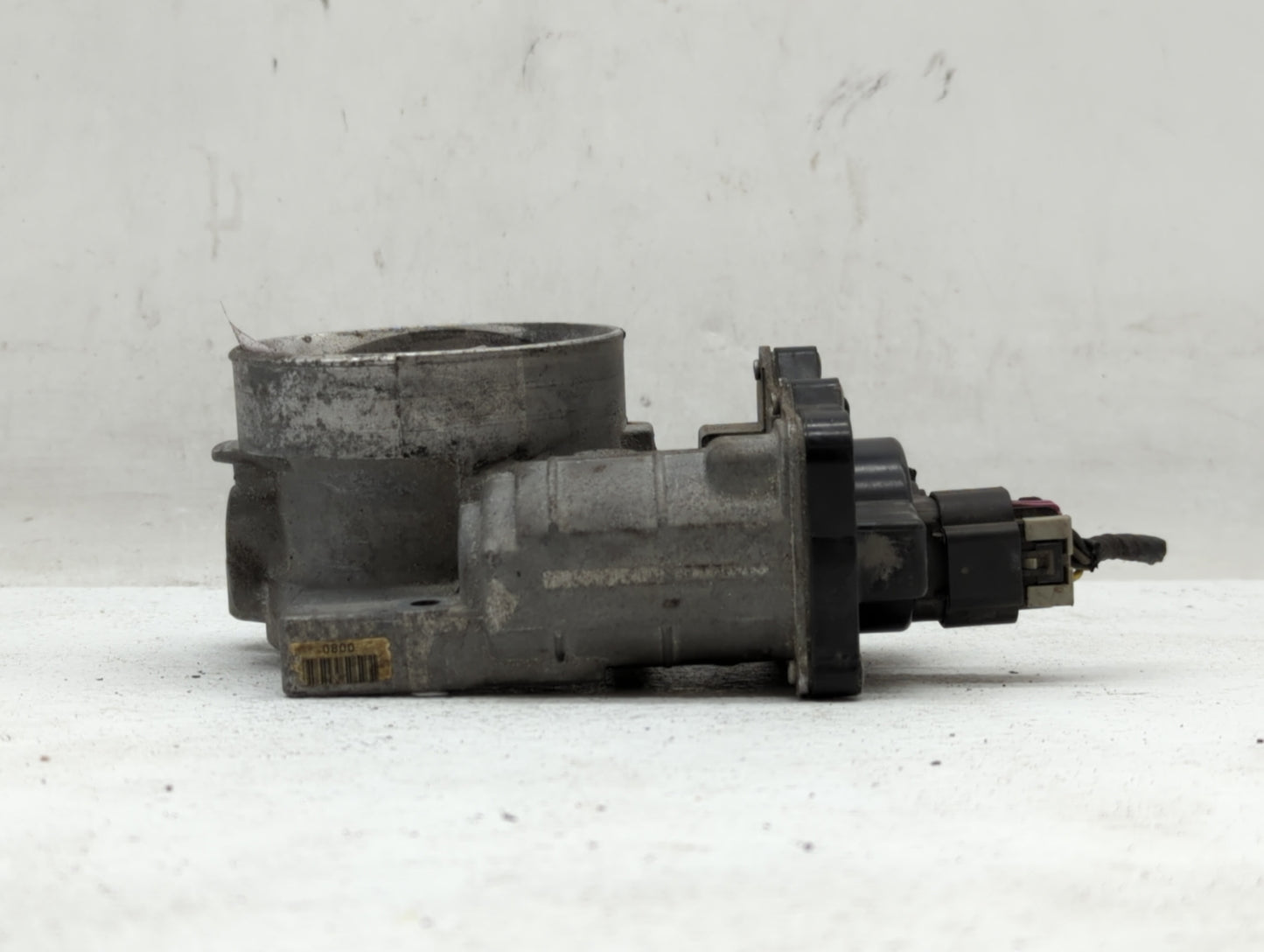 2003-2004 Chevrolet Silverado 2500 Throttle Body P/N:1257080 Fits Fits 2003 2004 2005 2006 2007 OEM Used Auto Parts - Oemuse