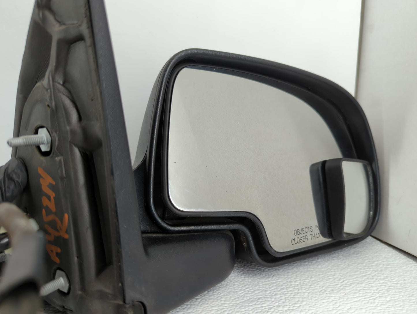 2003-2007 Chevrolet Silverado 2500 Passenger Side View Mirror - Right Door Mirror OEM Used - Oemusedautoparts1.com