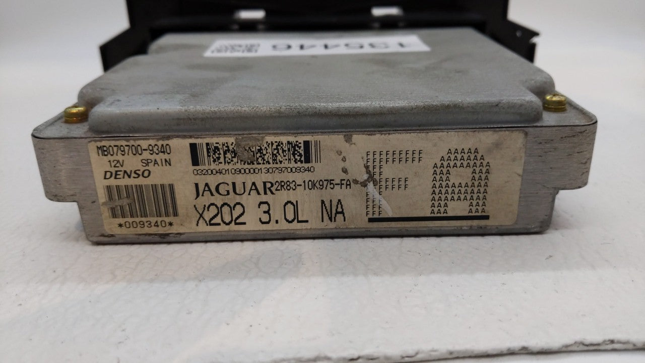 2005 Chevrolet Styleline Deluxe PCM Engine Control Computer ECU ECM PCU OEM P/N:2R83-10K975-FA Fits Fits 2004 OEM Used Auto 
