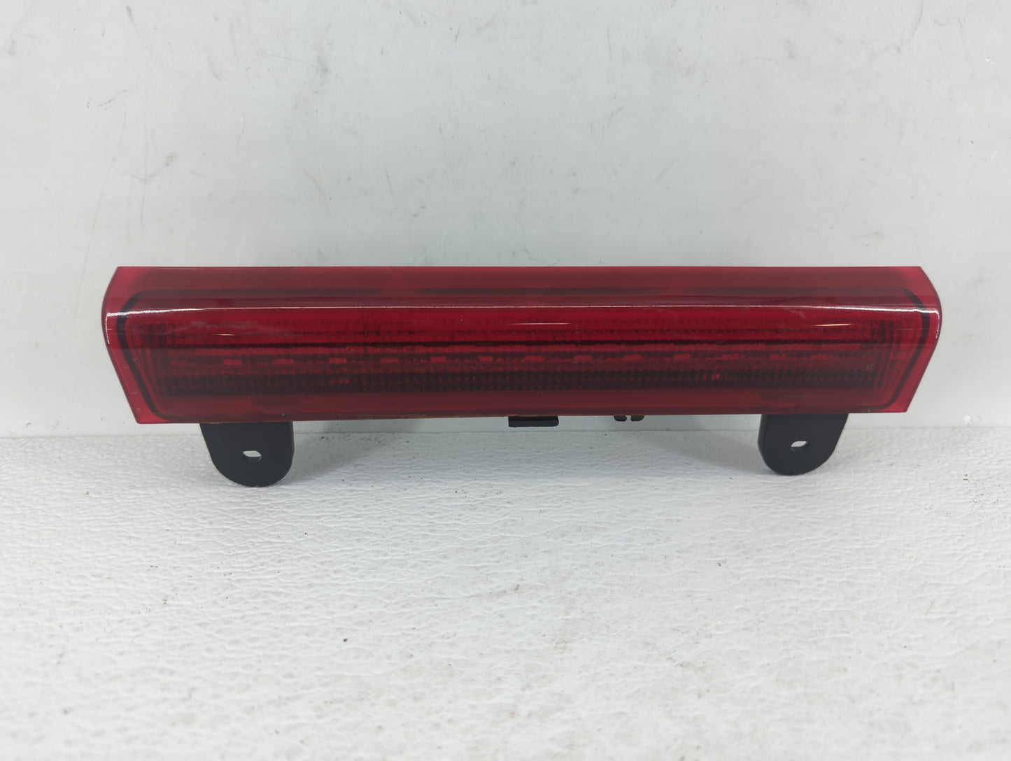 2005 Chevrolet Suburban Third Brake Light Tail Light Fits OEM Used Auto Parts - Oemusedautoparts1.com