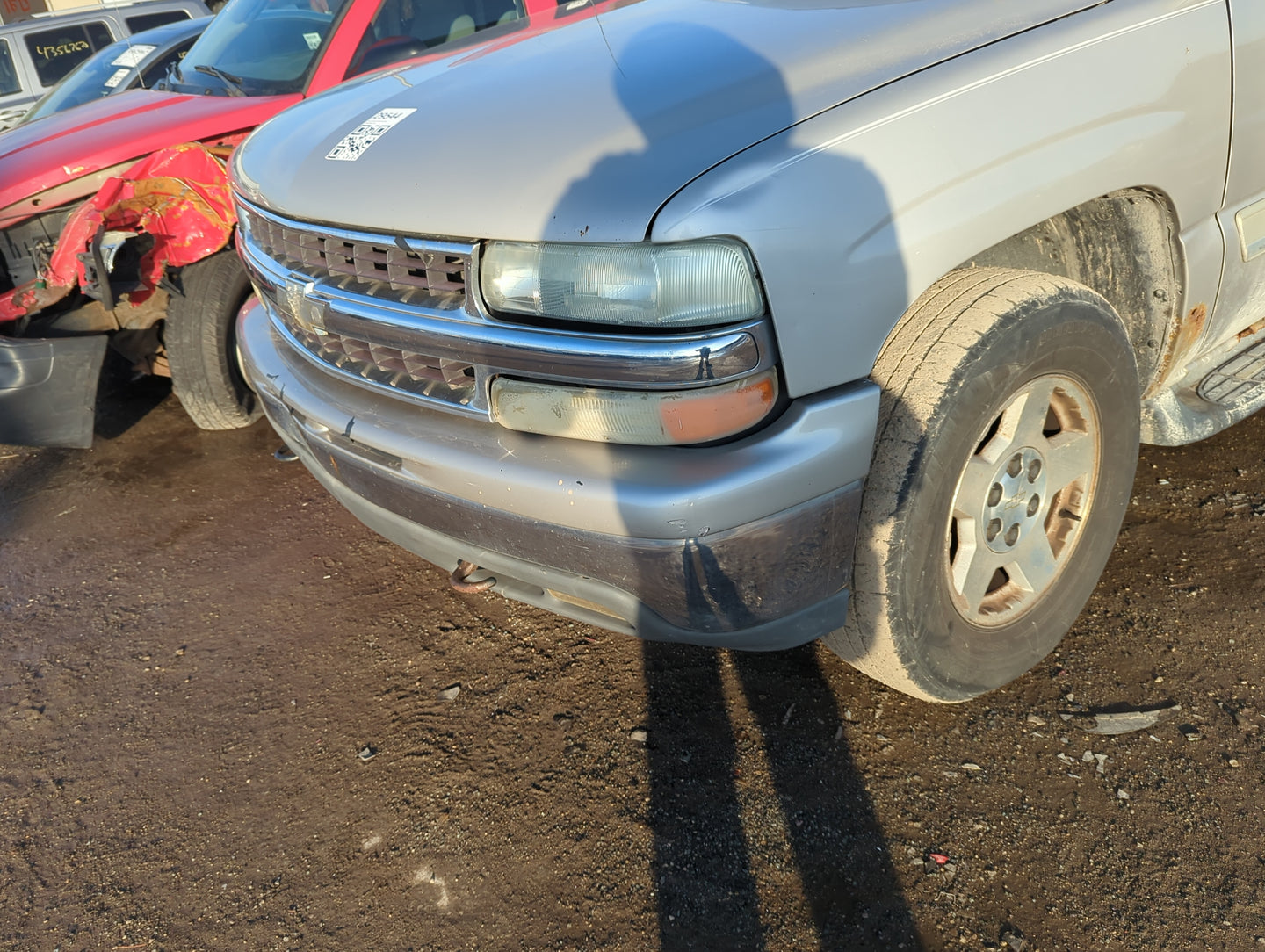2000-2006 Chevrolet Suburban 1500 Front Bumper - Oem 1267734 - Oemusedautoparts1.com