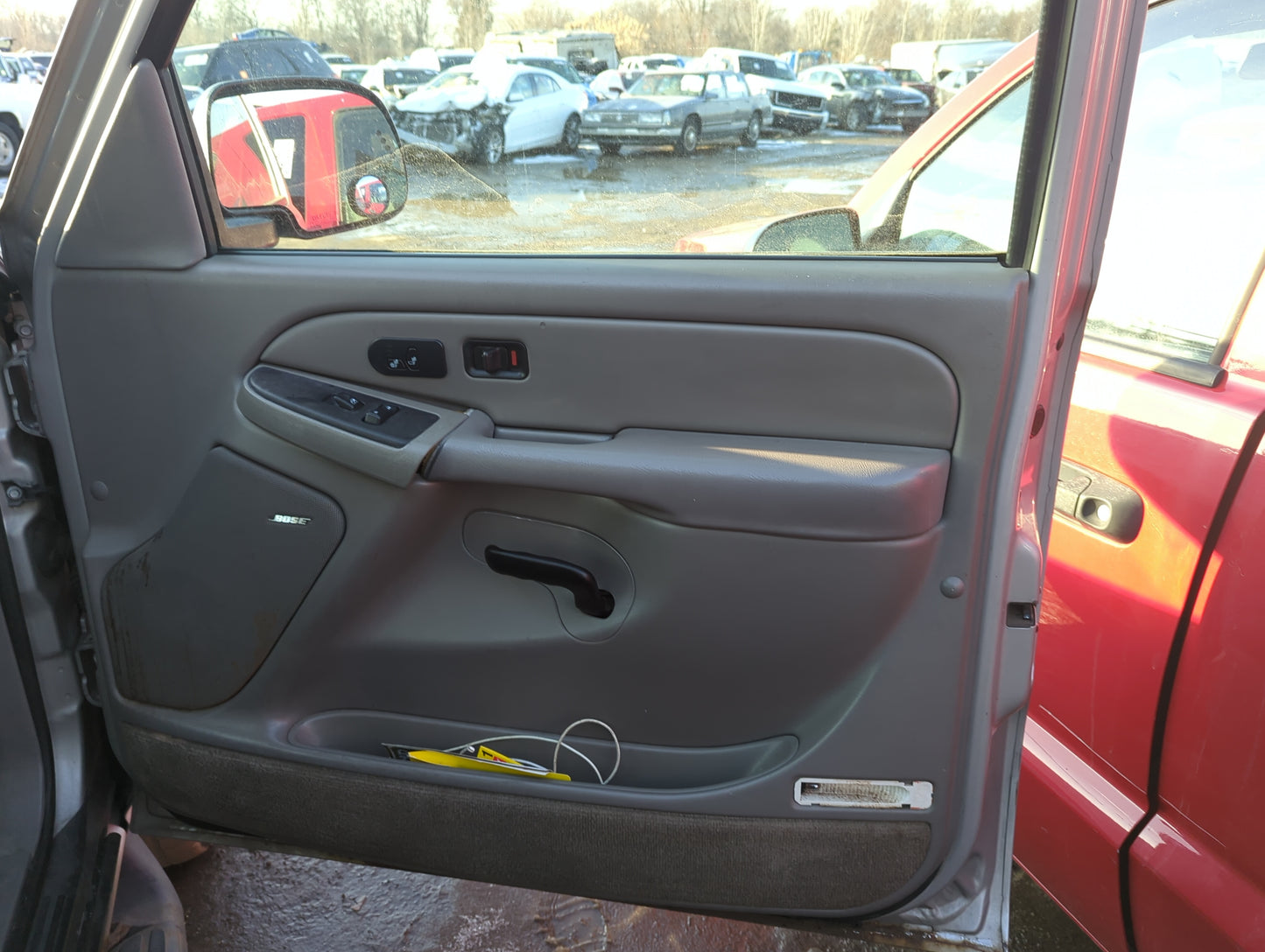 Door Panels 2005 CHEVROLET SUBURBAN 1500 - Oemusedautoparts1.com