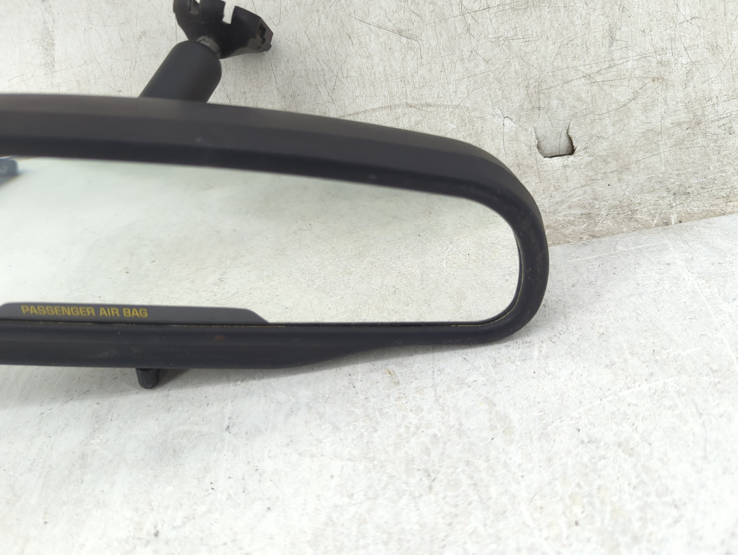 2005 Chevrolet Suburban 1500 Interior Rear View Mirror Replacement OEM P/N:015885 MR-883459596 Fits OEM Used Auto Parts - Oe