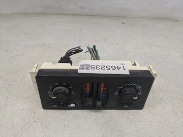 2005-2006 Chevrolet Suburban 1500 Climate Control Module Temperature AC/Heater Replacement P/N:10370034 Fits Fits 2005 2006 