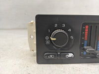 2005-2006 Chevrolet Suburban 1500 Climate Control Module Temperature AC/Heater Replacement P/N:10370034 Fits Fits 2005 2006 