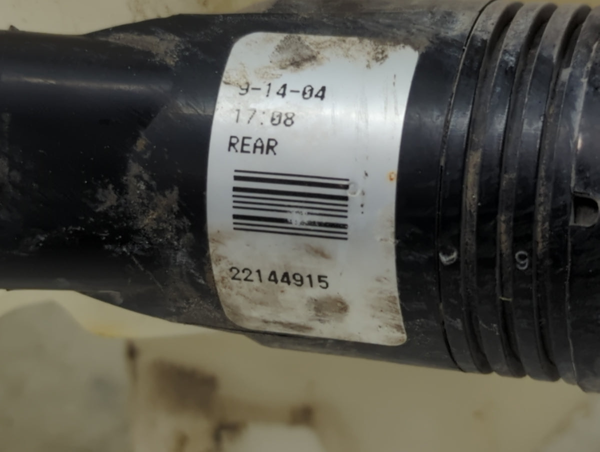 2000 Suburban 1500 Windshield Washer Fluid Reservoir Bottle Oem - Oemusedautoparts1.com