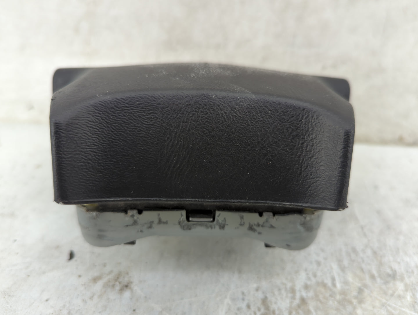 2003 Chevrolet Suburban 1500 Air Bag Driver Left Steering Wheel Mounted 1465953 - Oemusedautoparts1.com