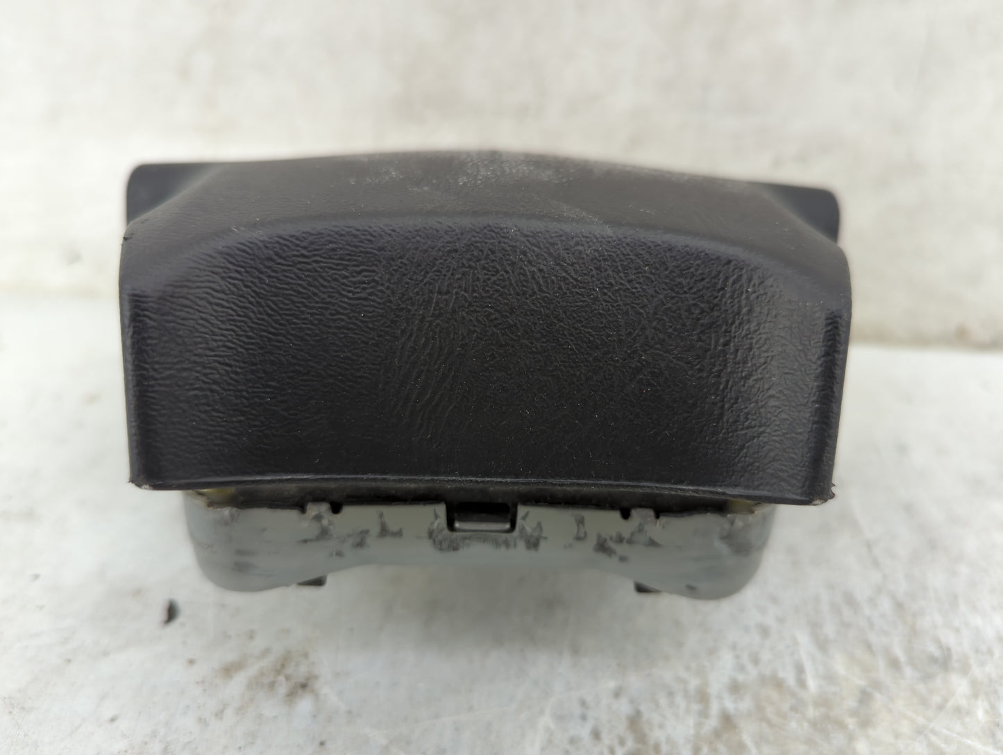 2003 Chevrolet Suburban 1500 Air Bag Driver Left Steering Wheel Mounted 1465953 - Oemusedautoparts1.com