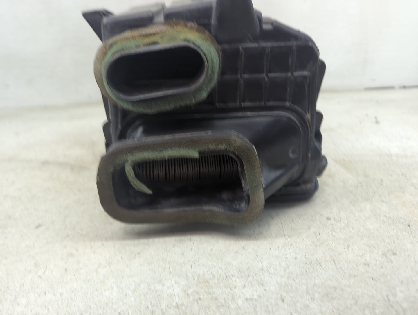 2003-2006 Chevrolet Suburban 1500 Air Cleaner Intake-duct Hose Tube 1481216 - Oemusedautoparts1.com