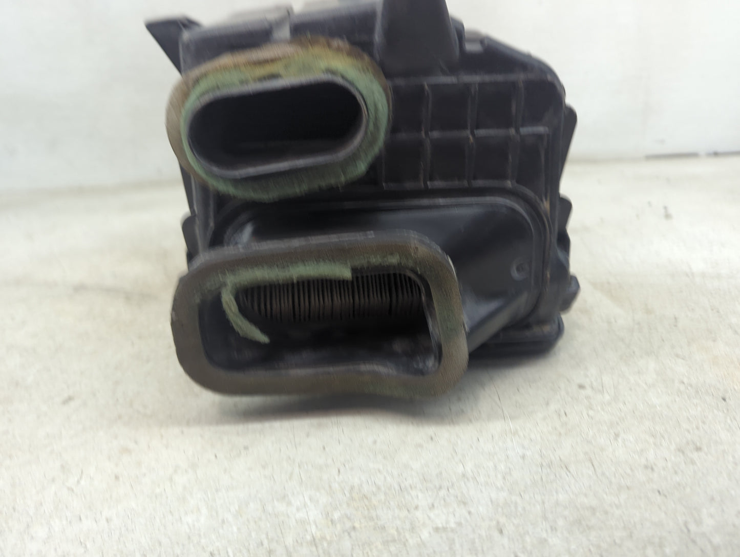 2003-2006 Chevrolet Suburban 1500 Air Cleaner Intake-duct Hose Tube 1481216 - Oemusedautoparts1.com