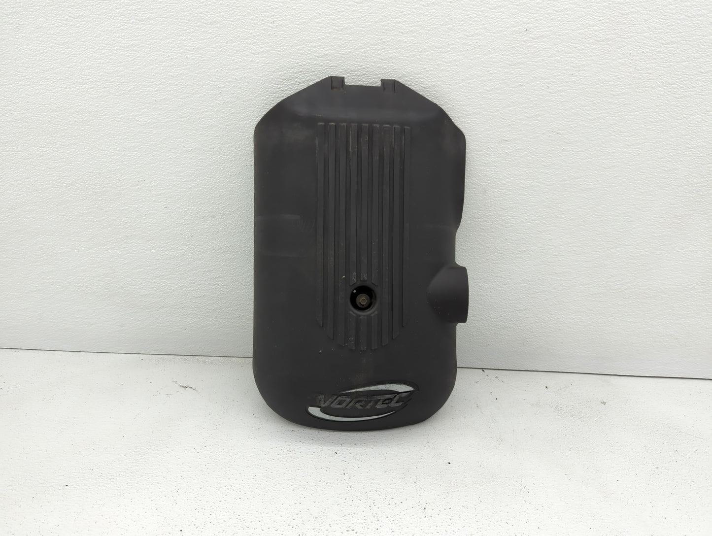 2005 Chevrolet Suburban 1500 Engine Cover - Oemusedautoparts1.com