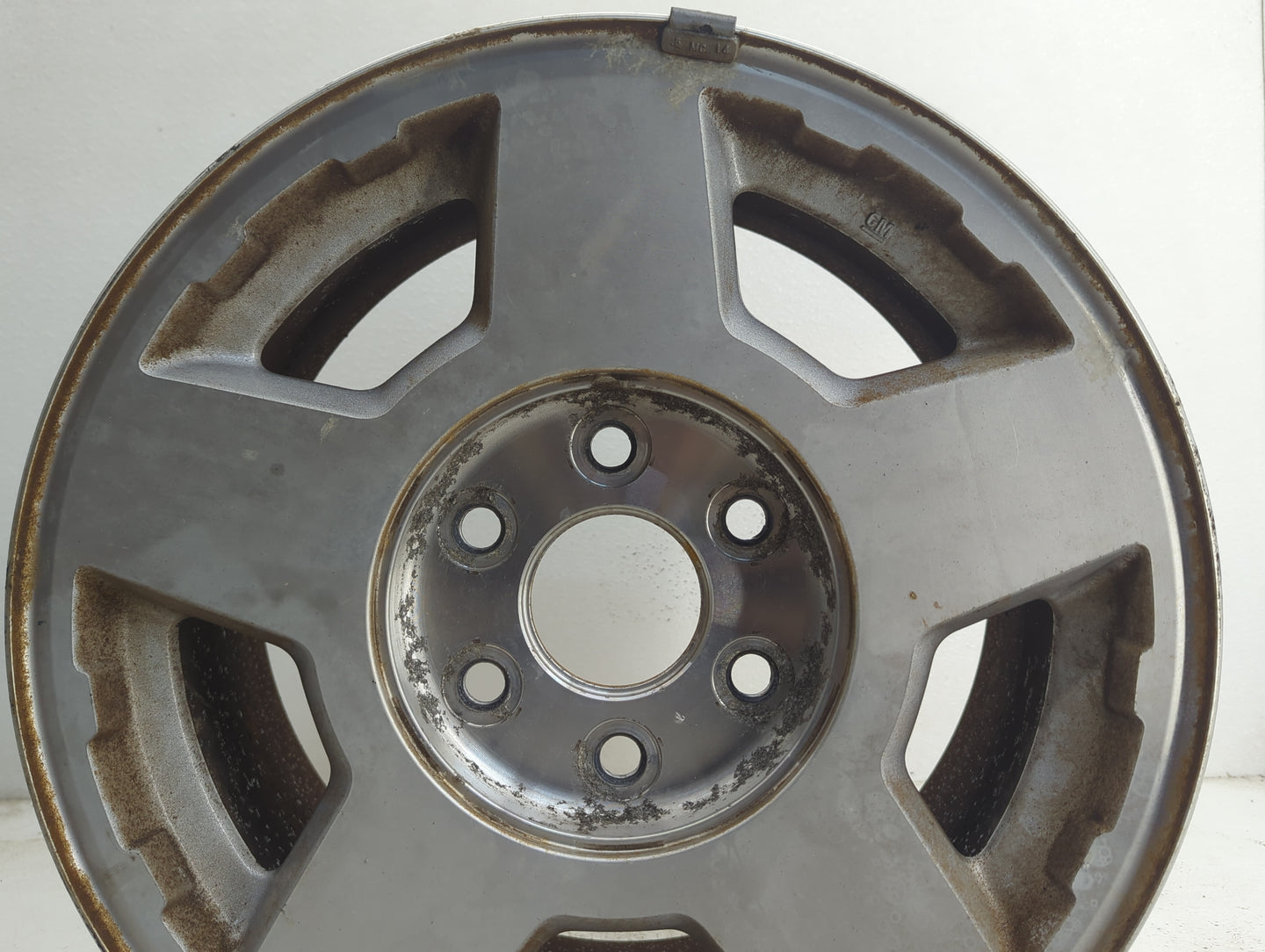 2004-2006 Chevrolet Tahoe Oem Wheel Rim - Oemusedautoparts1.com