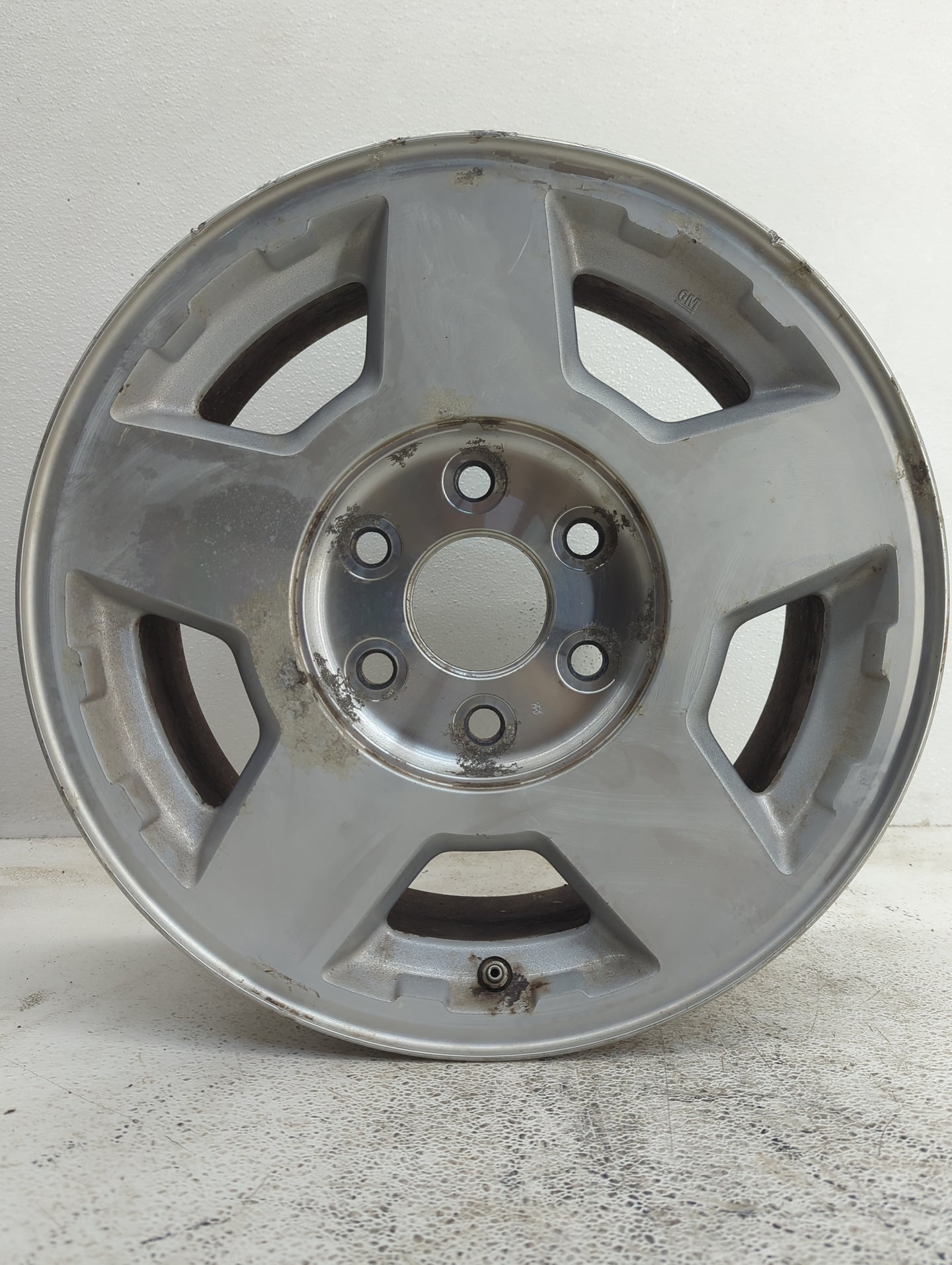 2004-2006 Chevrolet Tahoe Oem Wheel Rim - Oemusedautoparts1.com