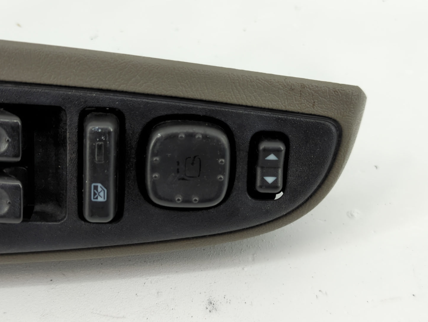 2003-2006 Chevrolet Tahoe Master Power Window Switch Replacement Driver Side Left Fits Fits 2003 2004 2005 2006 OEM Used Aut