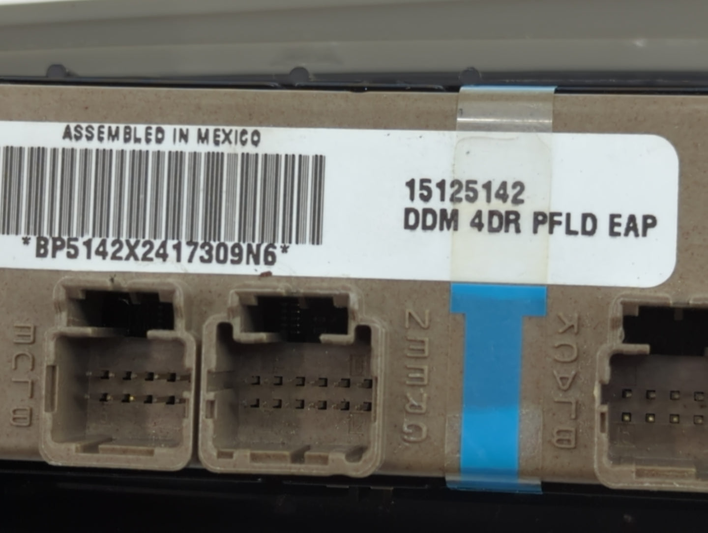 2003-2006 Chevrolet Tahoe Master Power Window Switch Replacement Driver Side Left Fits Fits 2003 2004 2005 2006 OEM Used Aut