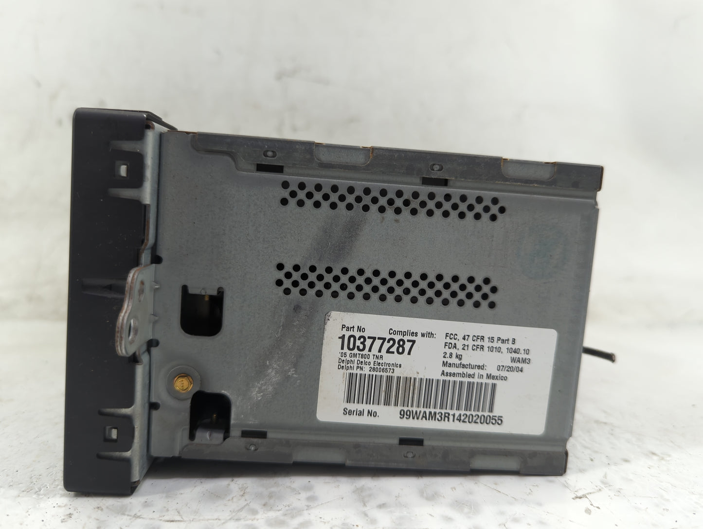 2003-2006 Chevrolet Tahoe Radio AM FM Cd Player Receiver Replacement P/N:10377287 Fits Fits 2003 2004 2005 2006 2007 OEM Use