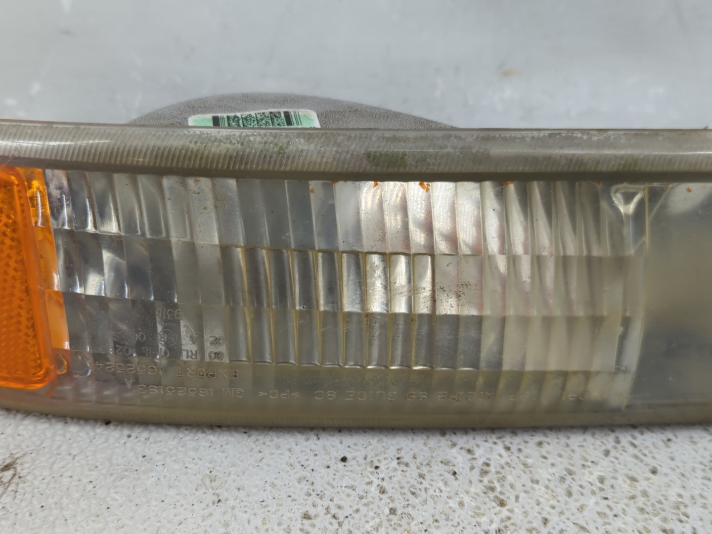 2000-2006 Chevrolet Tahoe Driver Left Oem Front Light Lamp - Oemusedautoparts1.com