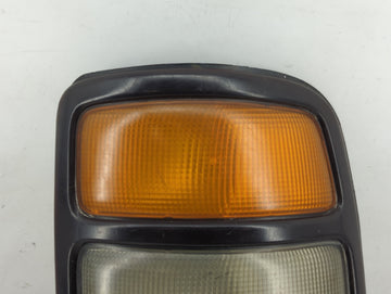 2004-2006 Chevrolet Tahoe Tail Light Assembly Passenger Right OEM P/N:16525376 B Fits Fits 2004 2005 2006 OEM Used Auto Parts