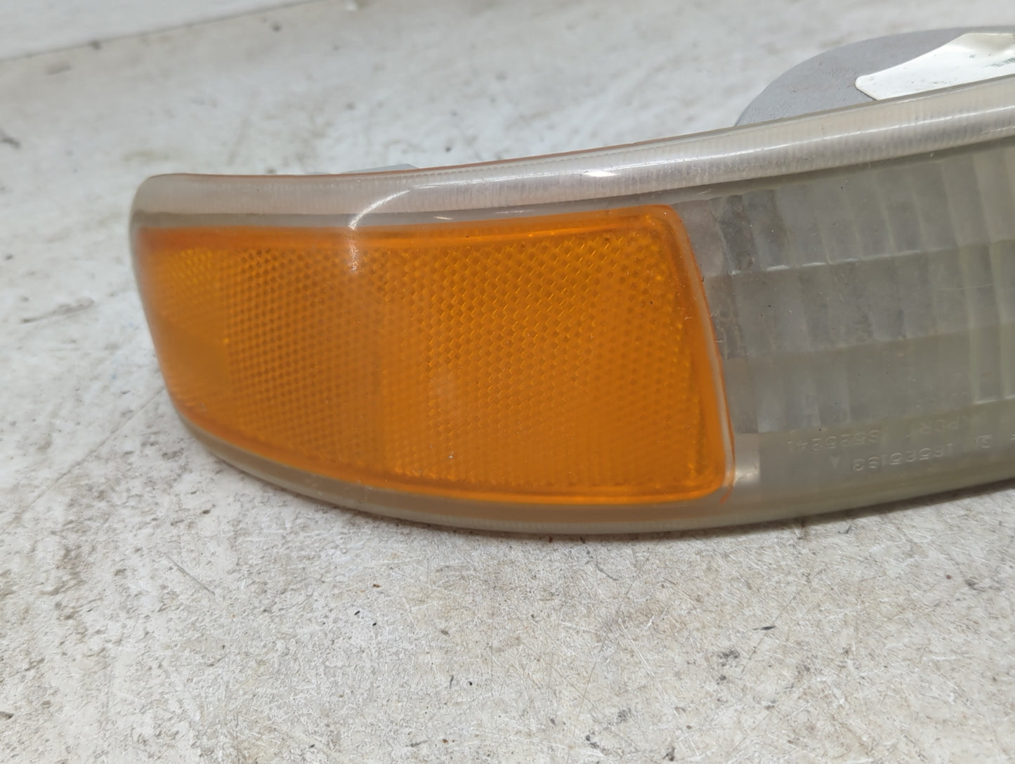 2005 Chevrolet Tahoe Driver Left Oem Head Light Headlight Lamp - Oemusedautoparts1.com