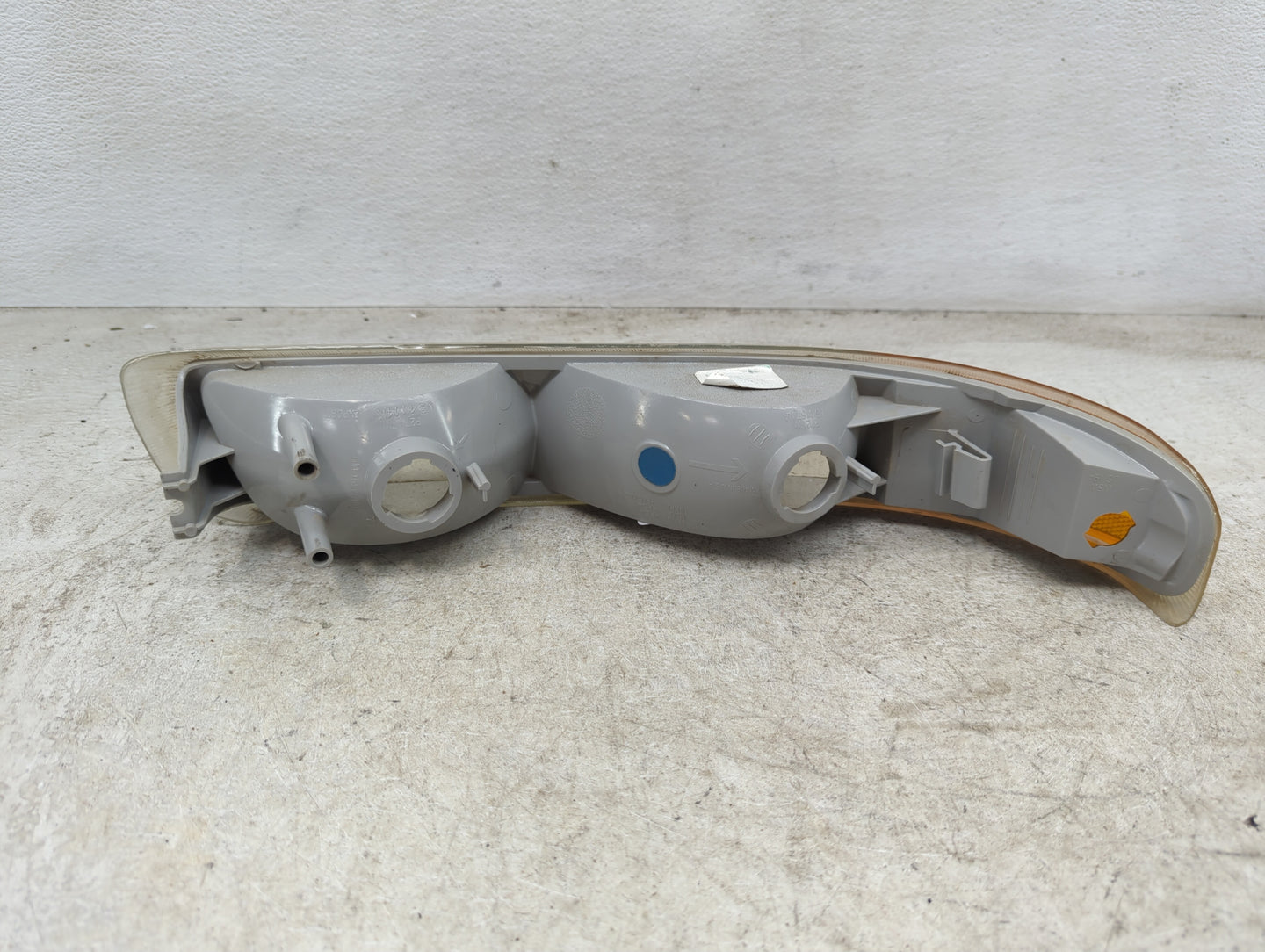 2005 Chevrolet Tahoe Driver Left Oem Head Light Headlight Lamp - Oemusedautoparts1.com