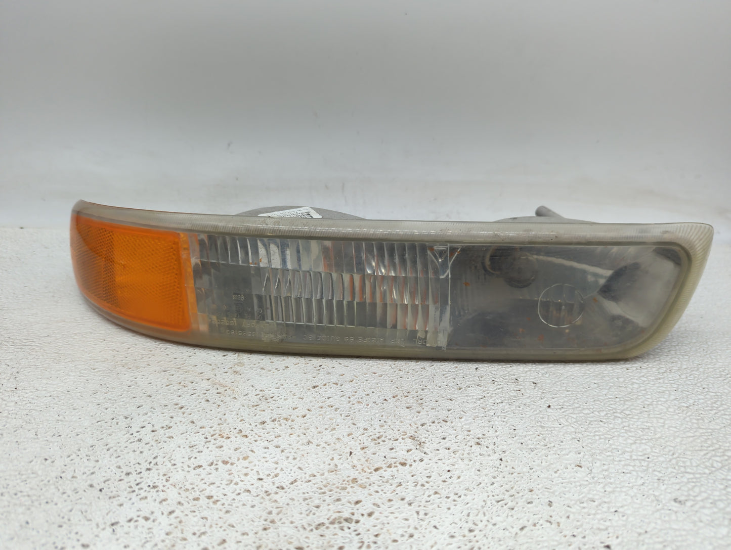 2000-2006 Chevrolet Tahoe Passenger Right Oem Front Light Lamp - Oemusedautoparts1.com