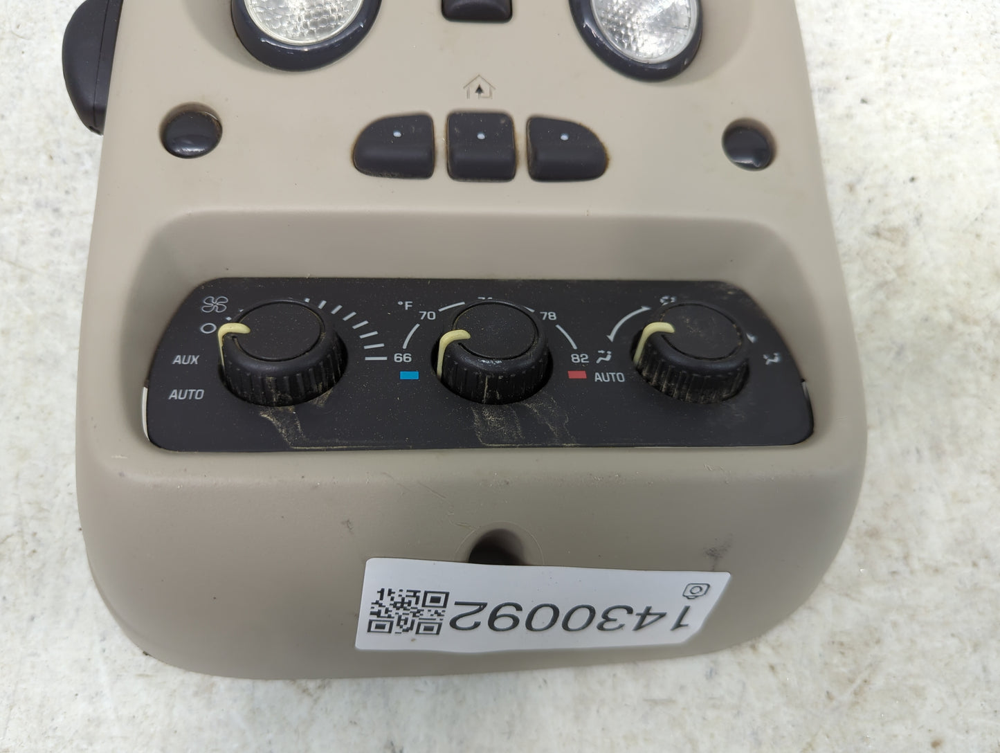 2005 Chevrolet Tahoe Overhead Roof Console - Oemusedautoparts1.com