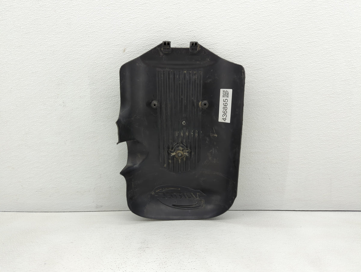 2005 Chevrolet Tahoe Engine Cover 436865 - Oemusedautoparts1.com