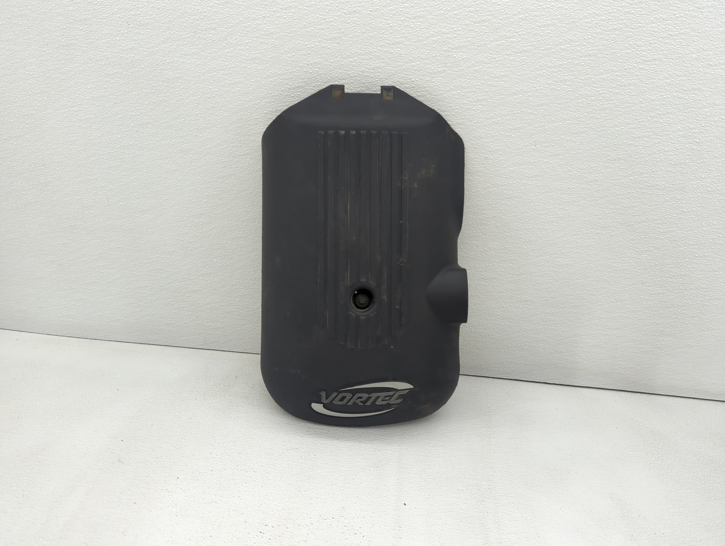 2005 Chevrolet Tahoe Engine Cover - Oemusedautoparts1.com