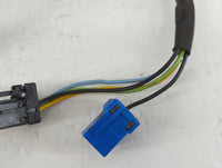 2003-2006 Chevrolet Tahoe Driver Left Side View Manual Door Mirror Black - Oemusedautoparts1.com