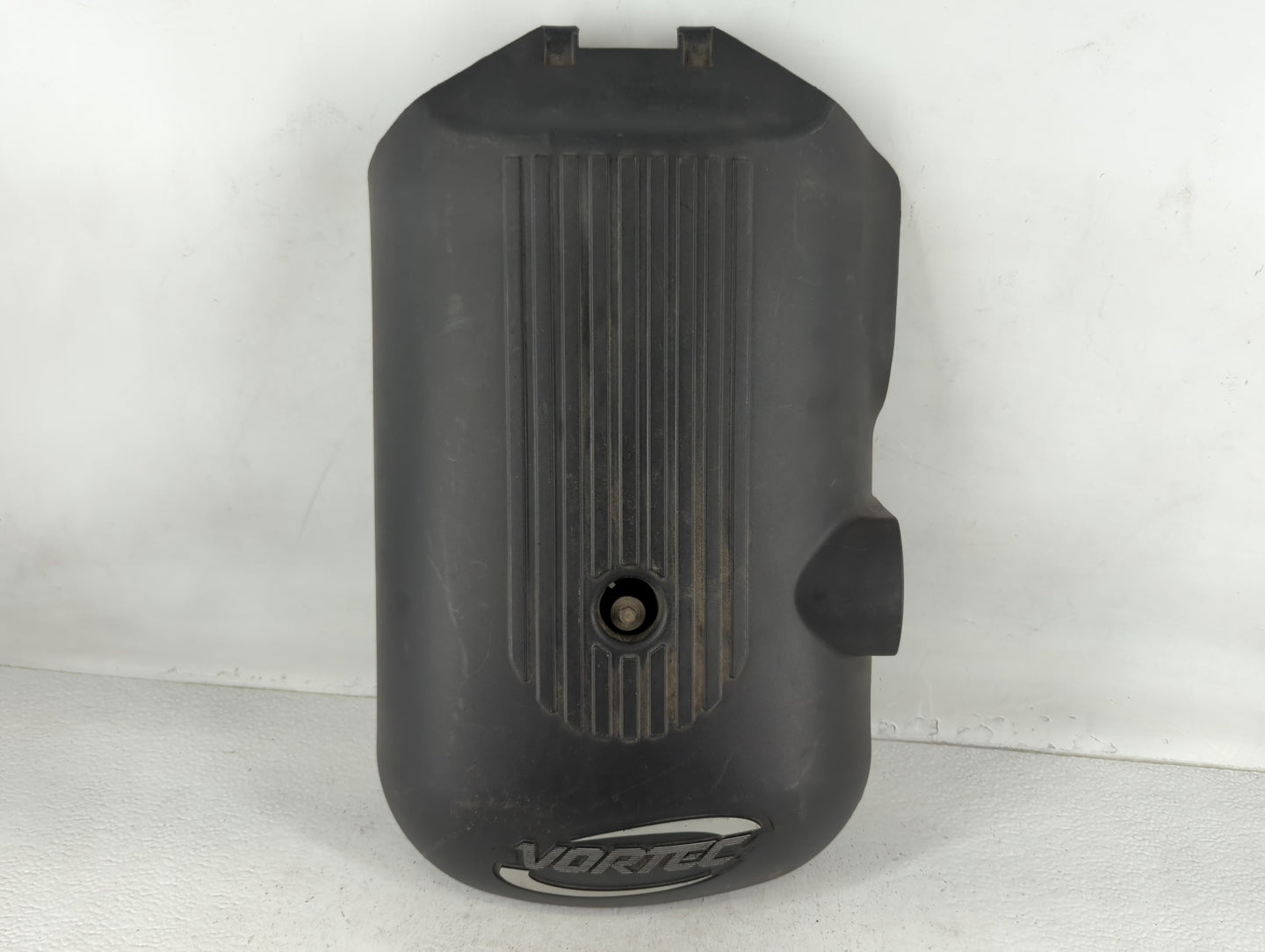 2005 Chevrolet Tahoe Engine Cover - Oemusedautoparts1.com