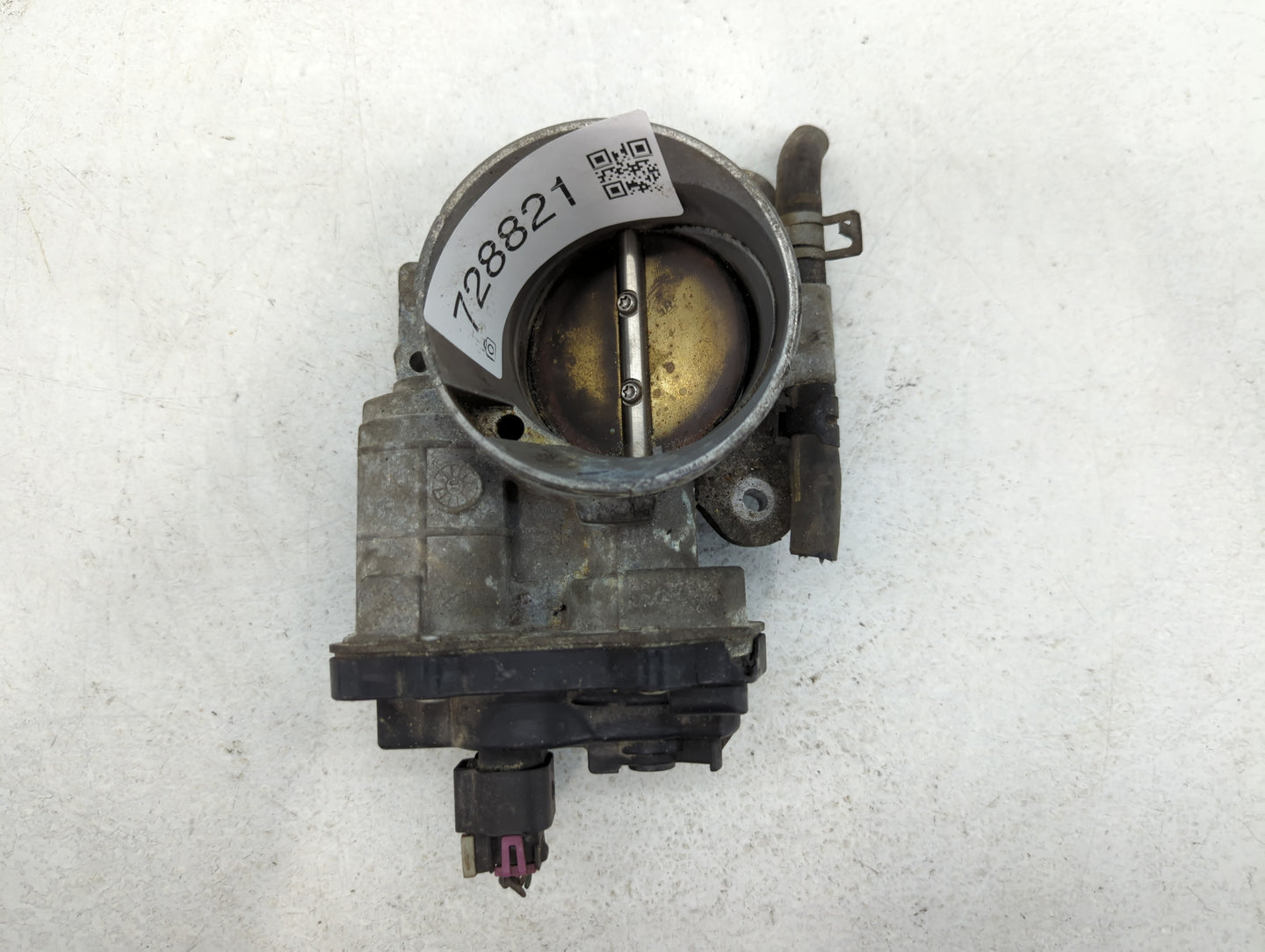 2003-2006 Chevrolet Tahoe Throttle Body P/N:1257080 Fits Fits 2003 2004 2005 2006 2007 OEM Used Auto Parts - Oemusedautopart