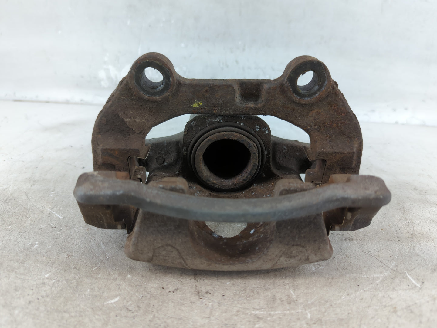 Chevrolet Trailbazer Ext Front Passenger Right Brake Caliper - Oemusedautoparts1.com